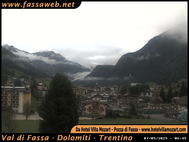 immagine della webcam nei dintorni di Pera di Fassa: webcam Pozza di Fassa