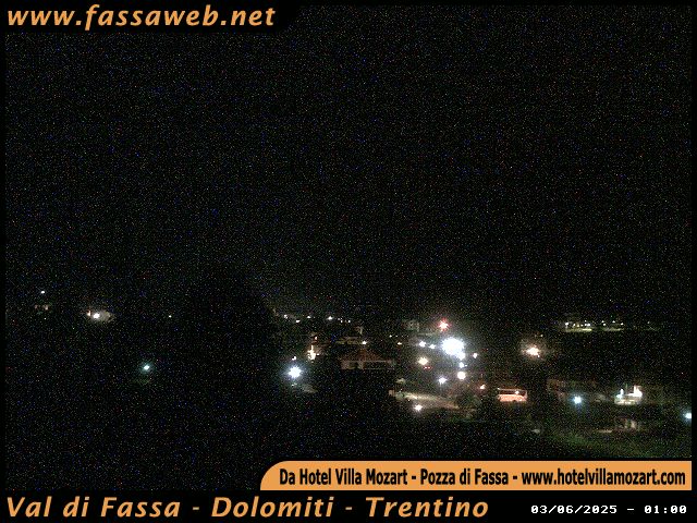 immagine della webcam nei dintorni di Canazei: webcam Pera di Fassa