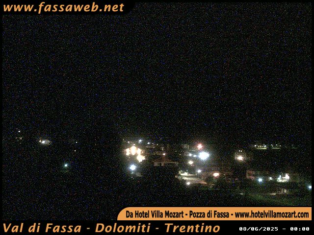 immagine della webcam nei dintorni di Campitello di Fassa: webcam Pera di Fassa