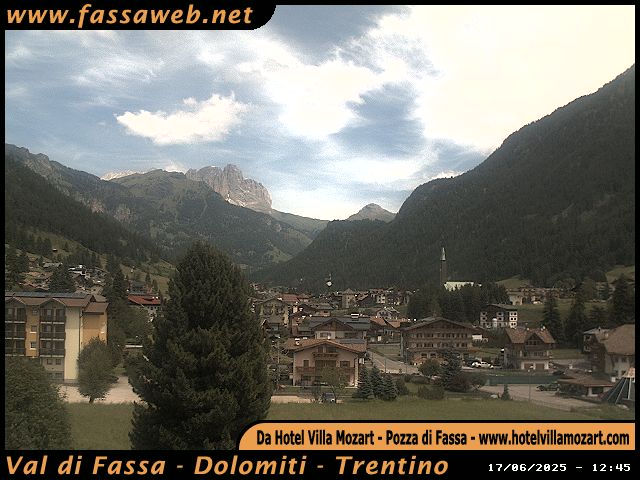 immagine della webcam nei dintorni di Siusi allo Sciliar: webcam Pera di Fassa