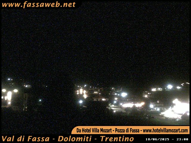 immagine della webcam nei dintorni di Ciampac Alba: webcam Pera di Fassa