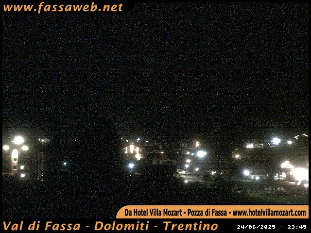 immagine della webcam nei dintorni di Ziano di Fiemme: webcam Pozza di Fassa