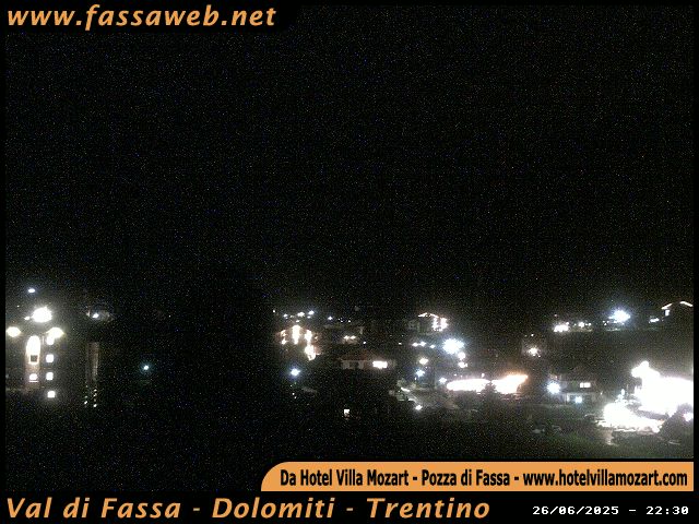 immagine della webcam nei dintorni di Corno del Renon: webcam Pera di Fassa