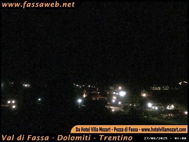 immagine della webcam nei dintorni di Canazei: webcam Pera di Fassa