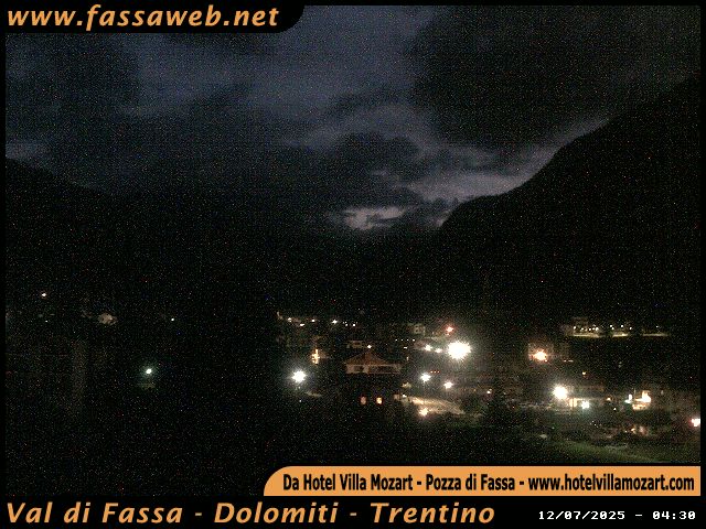 immagine della webcam nei dintorni di Alpe di Siusi: webcam Pera di Fassa