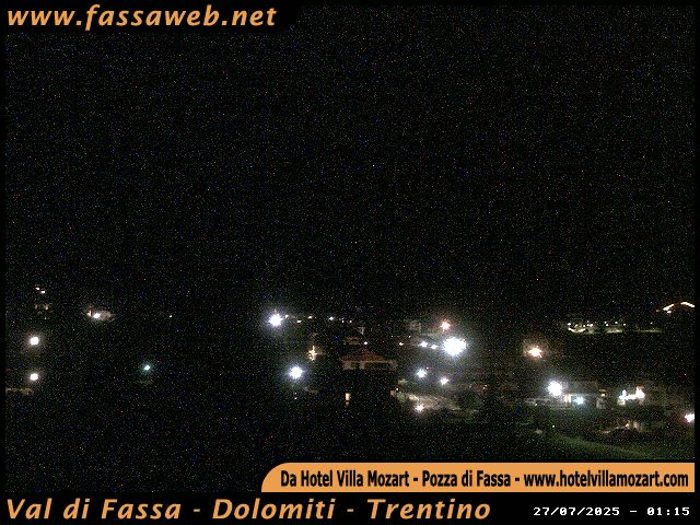immagine della webcam nei dintorni di Cima Portavescovo: webcam Pozza di Fassa