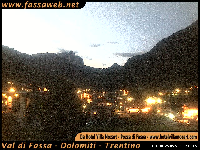 immagine della webcam nei dintorni di Penia di Canazei: webcam Pozza di Fassa