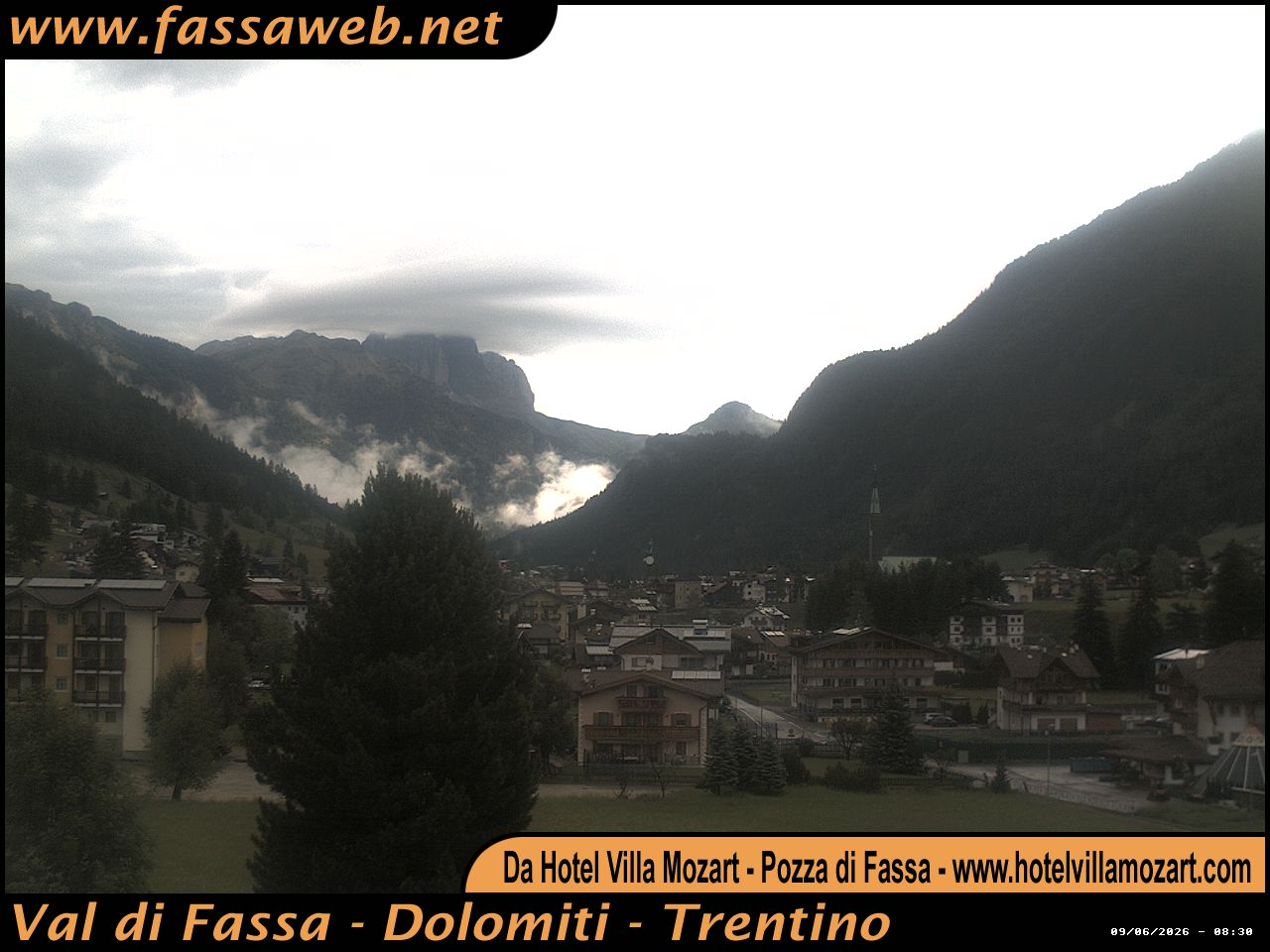 Cliquez pour agrandir la webcam dePozza di Fassa: Pozza di Fassa en Italie. Site proprietaire:http://www.fassaweb.net