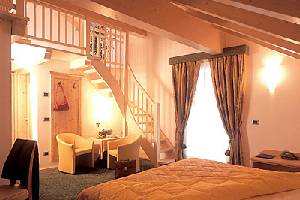 JUNIOR SUITE BELLADONNA - 